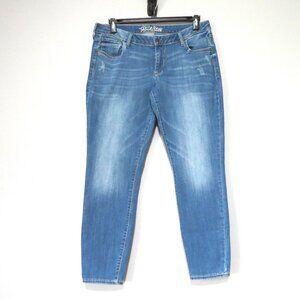 Old Navy Rockstar Mid-Rise Light Wash Girlfriend Jeans Women's size 16R
